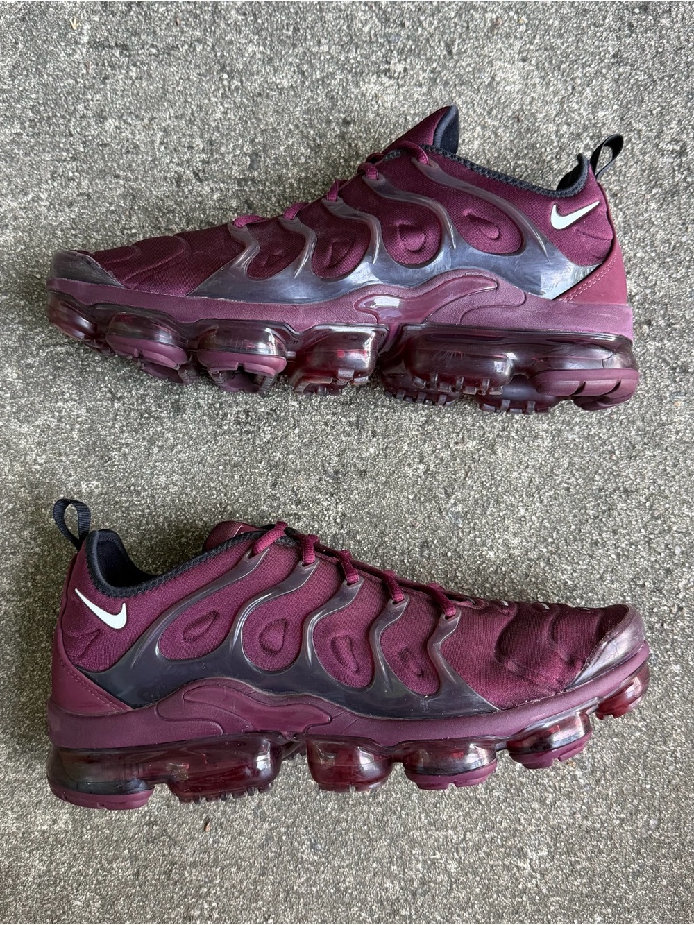 Nike Air VaporMax Plus Night Maroon Men’s Athletic Sneakers Size 13 FN6850-681